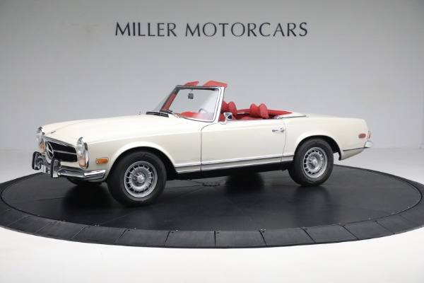 Used 1970 Mercedes-Benz 280 SL for sale Sold at Maserati of Greenwich in Greenwich CT 06830 2