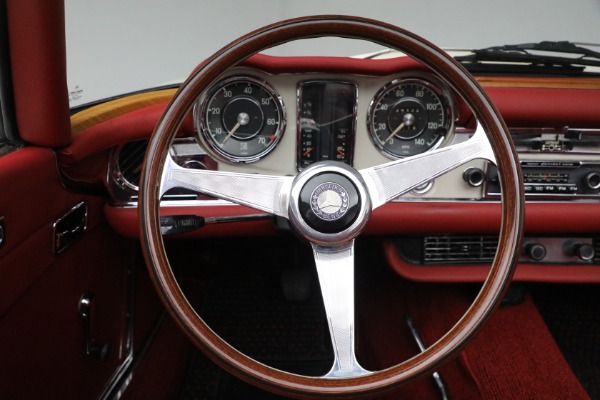 Used 1970 Mercedes-Benz 280 SL for sale Sold at Maserati of Greenwich in Greenwich CT 06830 20