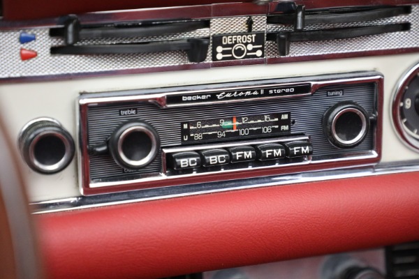 Used 1970 Mercedes-Benz 280 SL for sale Sold at Maserati of Greenwich in Greenwich CT 06830 21