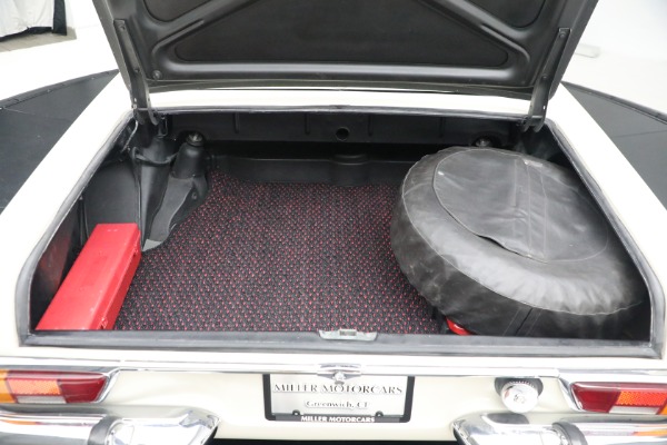 Used 1970 Mercedes-Benz 280 SL for sale Sold at Maserati of Greenwich in Greenwich CT 06830 27