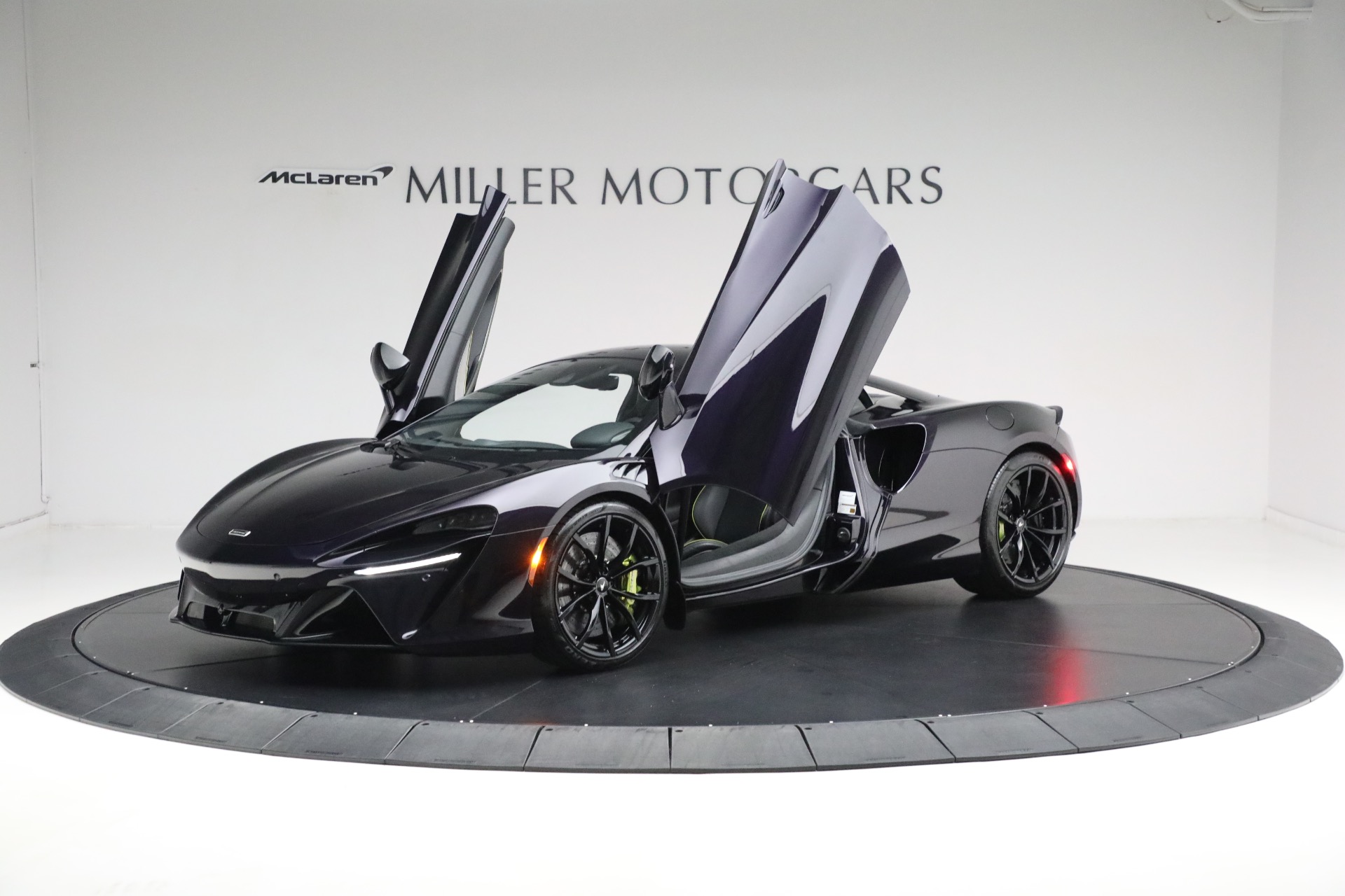 New 2023 McLaren Artura TechLux For Sale (Special Pricing