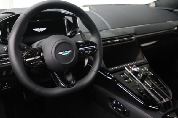 New 2025 Aston Martin Vantage for sale $242,100 at Maserati of Greenwich in Greenwich CT 06830 20