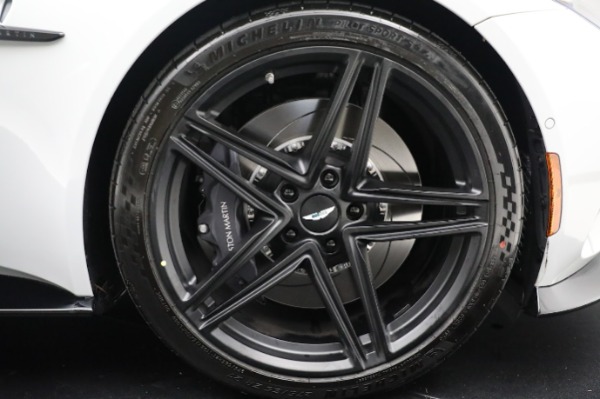 New 2025 Aston Martin Vantage for sale $242,100 at Maserati of Greenwich in Greenwich CT 06830 27