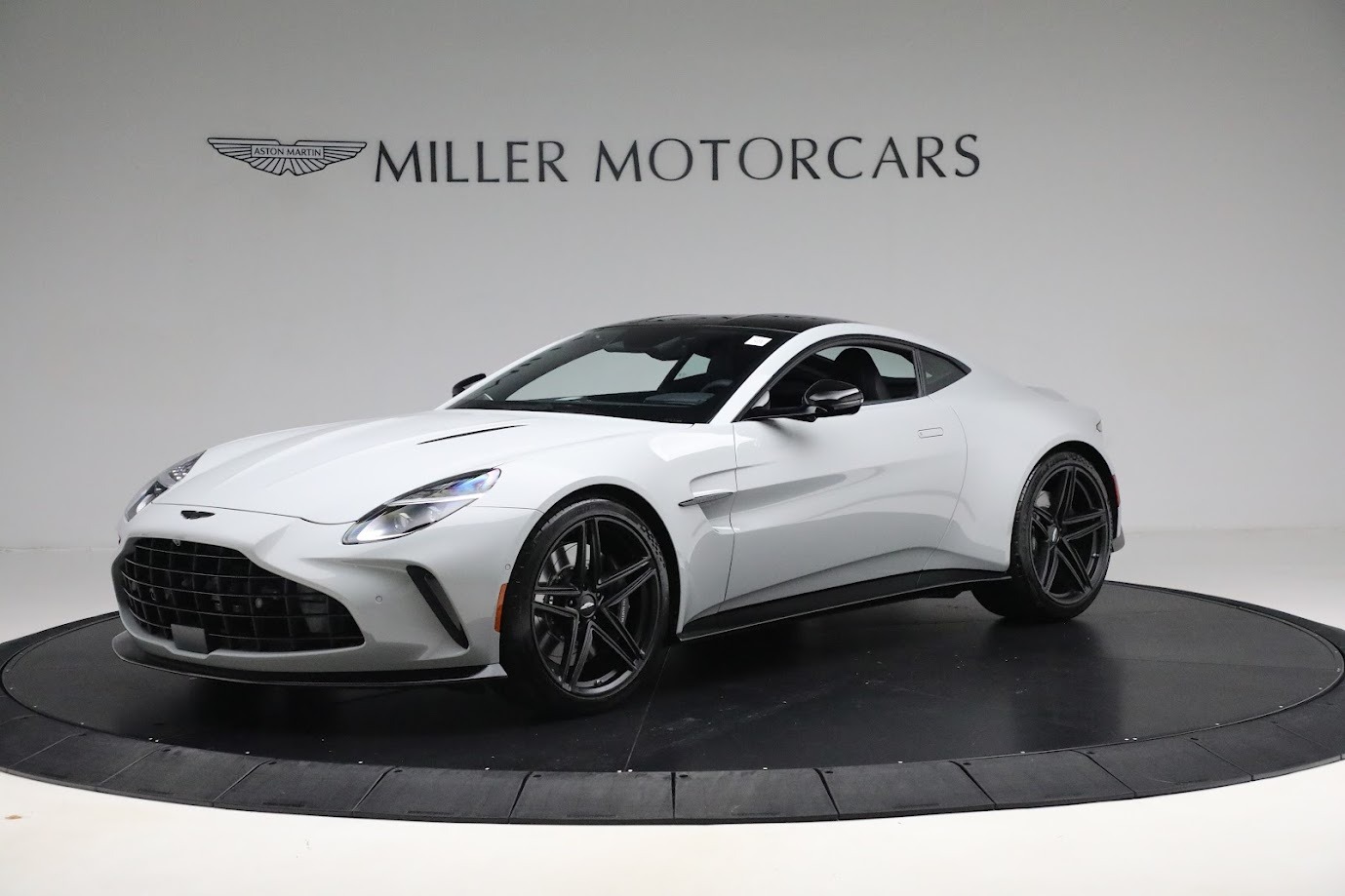 New 2025 Aston Martin Vantage for sale $242,100 at Maserati of Greenwich in Greenwich CT 06830 1