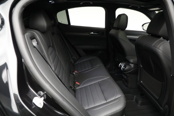 Used 2024 Alfa Romeo Stelvio Quadrifoglio for sale $76,900 at Maserati of Greenwich in Greenwich CT 06830 13