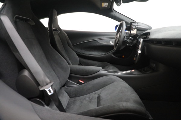 New 2025 McLaren Artura for sale Sold at Maserati of Greenwich in Greenwich CT 06830 19