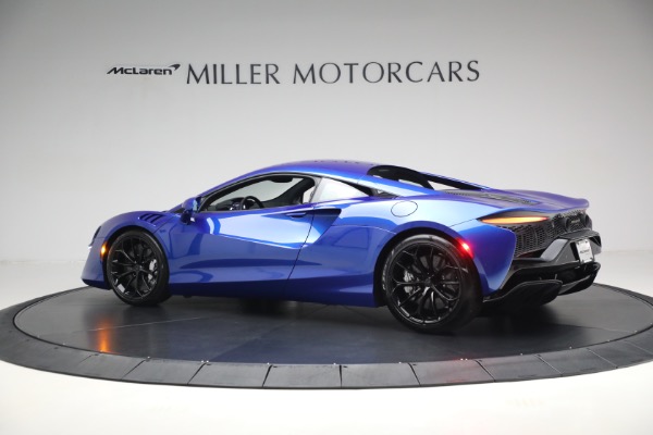New 2025 McLaren Artura for sale Sold at Maserati of Greenwich in Greenwich CT 06830 4