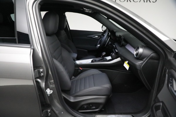 New 2024 Alfa Romeo Tonale Veloce for sale Sold at Maserati of Greenwich in Greenwich CT 06830 27