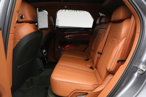 Used 2023 Bentley Bentayga Azure Hybrid for sale $159,900 at Maserati of Greenwich in Greenwich CT 06830 28