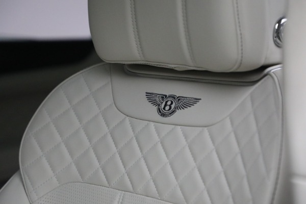Used 2019 Bentley Bentayga V8 for sale Sold at Maserati of Greenwich in Greenwich CT 06830 26