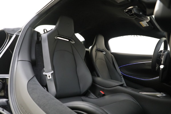 Used 2025 McLaren Artura TechLux for sale $227,900 at Maserati of Greenwich in Greenwich CT 06830 21