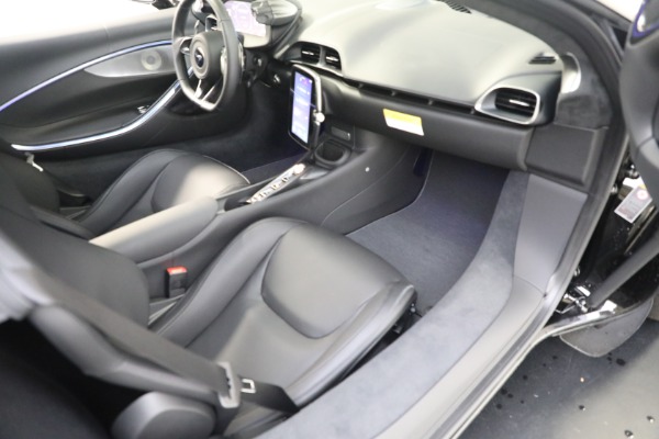 Used 2025 McLaren Artura TechLux for sale $227,900 at Maserati of Greenwich in Greenwich CT 06830 23