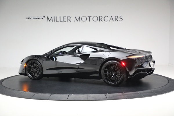Used 2025 McLaren Artura TechLux for sale $227,900 at Maserati of Greenwich in Greenwich CT 06830 4