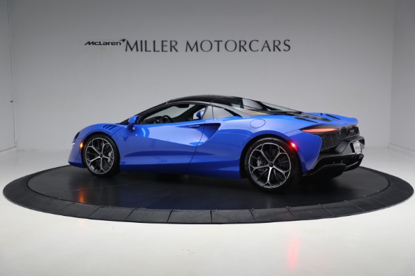 New 2025 McLaren Artura Spider Performance for sale $329,718 at Maserati of Greenwich in Greenwich CT 06830 17