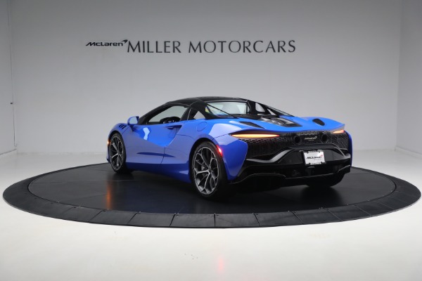 New 2025 McLaren Artura Spider Performance for sale $329,718 at Maserati of Greenwich in Greenwich CT 06830 18