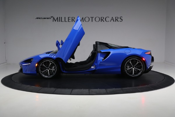 New 2025 McLaren Artura Spider Performance for sale $329,718 at Maserati of Greenwich in Greenwich CT 06830 27