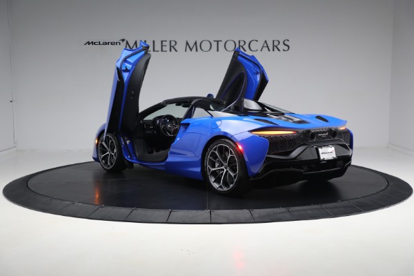 New 2025 McLaren Artura Spider Performance for sale $329,718 at Maserati of Greenwich in Greenwich CT 06830 28