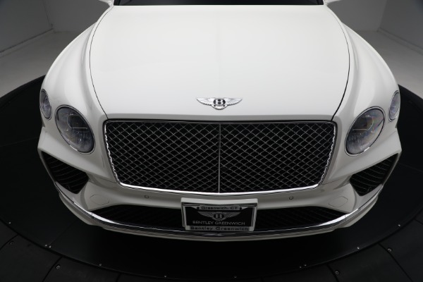 Used 2021 Bentley Bentayga V8 for sale $129,900 at Maserati of Greenwich in Greenwich CT 06830 12