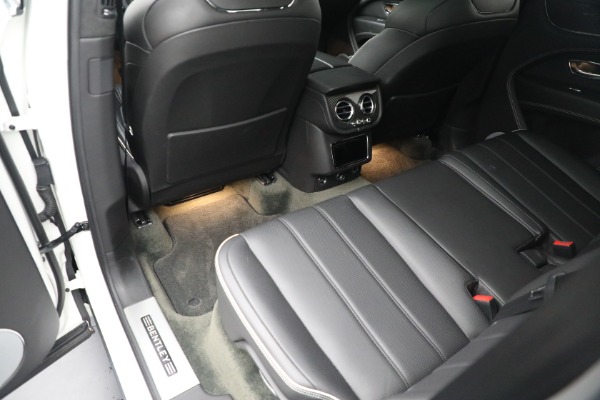 Used 2021 Bentley Bentayga V8 for sale $129,900 at Maserati of Greenwich in Greenwich CT 06830 18