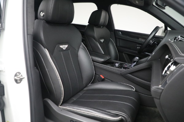 Used 2021 Bentley Bentayga V8 for sale $129,900 at Maserati of Greenwich in Greenwich CT 06830 23