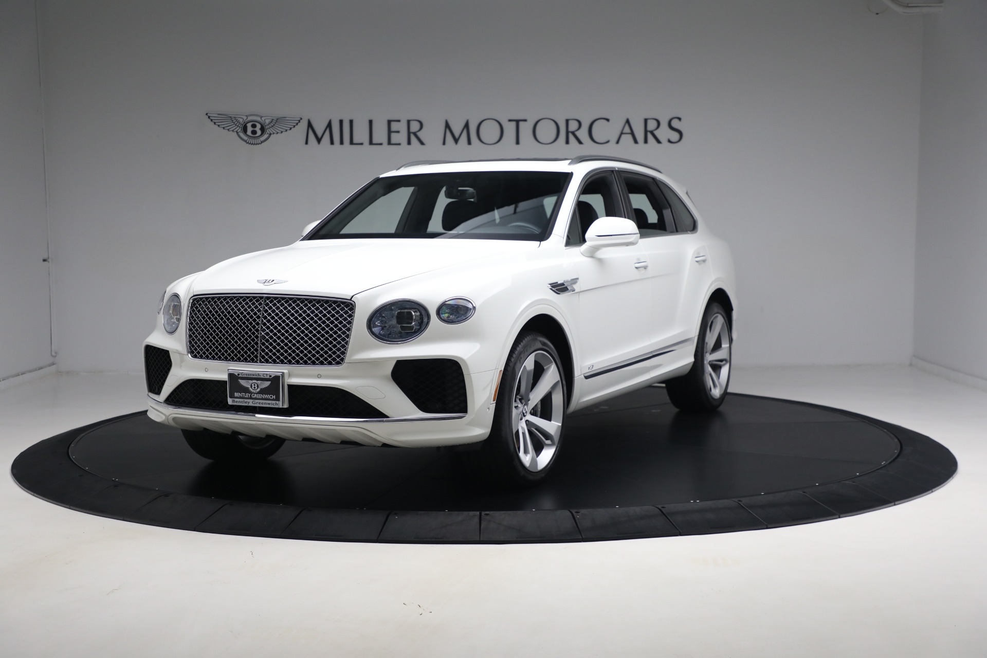 Used 2021 Bentley Bentayga V8 for sale $129,900 at Maserati of Greenwich in Greenwich CT 06830 1