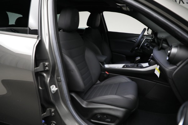 New 2024 Alfa Romeo Tonale Ti for sale Sold at Maserati of Greenwich in Greenwich CT 06830 10