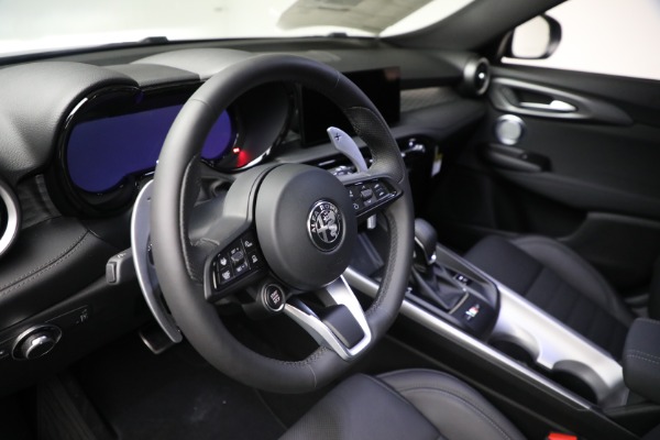 New 2024 Alfa Romeo Tonale Ti for sale Sold at Maserati of Greenwich in Greenwich CT 06830 19