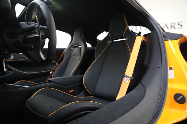 New 2025 McLaren Artura TechLux for sale Sold at Maserati of Greenwich in Greenwich CT 06830 17