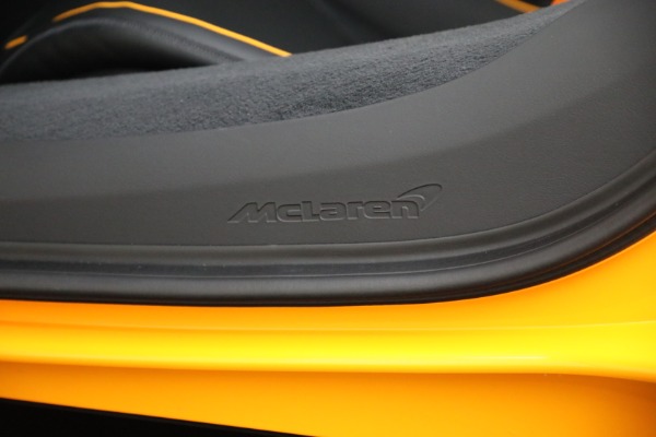 New 2025 McLaren Artura TechLux for sale Sold at Maserati of Greenwich in Greenwich CT 06830 28