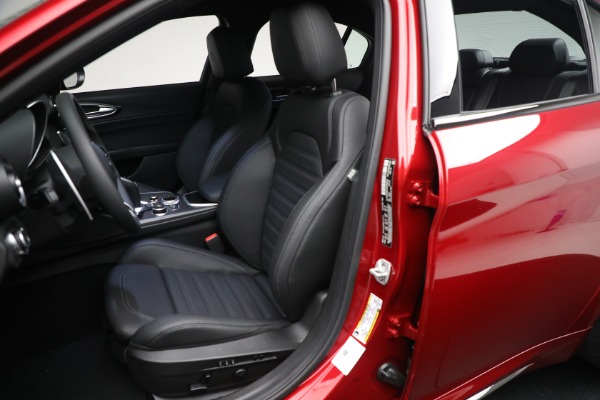 New 2024 Alfa Romeo Giulia Quadrifoglio for sale Sold at Maserati of Greenwich in Greenwich CT 06830 26