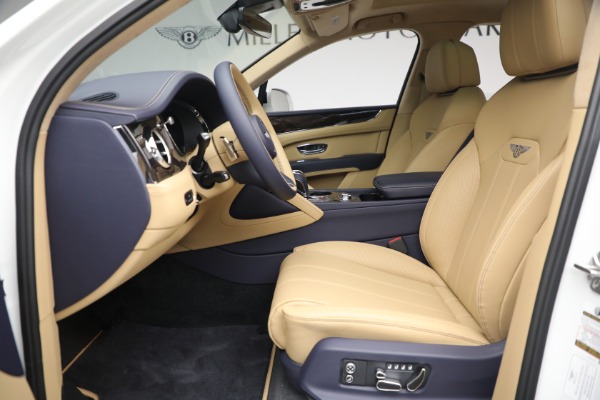 New 2024 Bentley Bentayga Hybrid for sale Sold at Maserati of Greenwich in Greenwich CT 06830 15