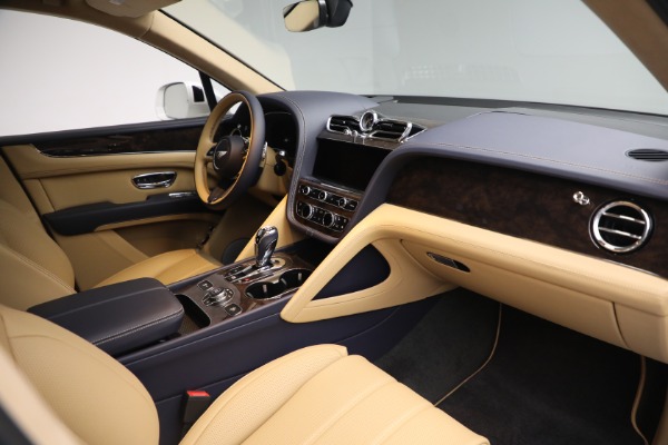 New 2024 Bentley Bentayga Hybrid for sale Sold at Maserati of Greenwich in Greenwich CT 06830 20