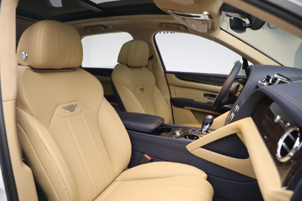 New 2024 Bentley Bentayga Hybrid for sale Sold at Maserati of Greenwich in Greenwich CT 06830 22