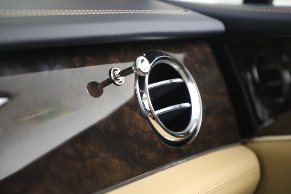 New 2024 Bentley Bentayga Hybrid for sale Sold at Maserati of Greenwich in Greenwich CT 06830 28