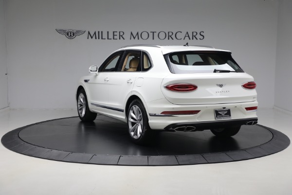 New 2024 Bentley Bentayga Hybrid for sale Sold at Maserati of Greenwich in Greenwich CT 06830 5