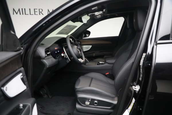 New 2025 Maserati Grecale Folgore for sale $102,900 at Maserati of Greenwich in Greenwich CT 06830 13