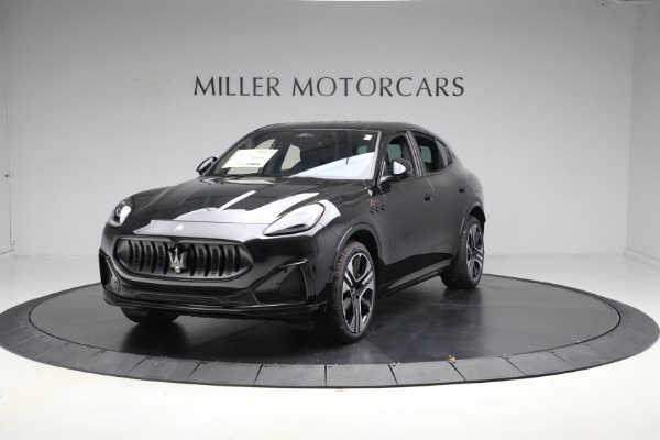 New 2025 Maserati Grecale Folgore for sale $102,900 at Maserati of Greenwich in Greenwich CT 06830 2