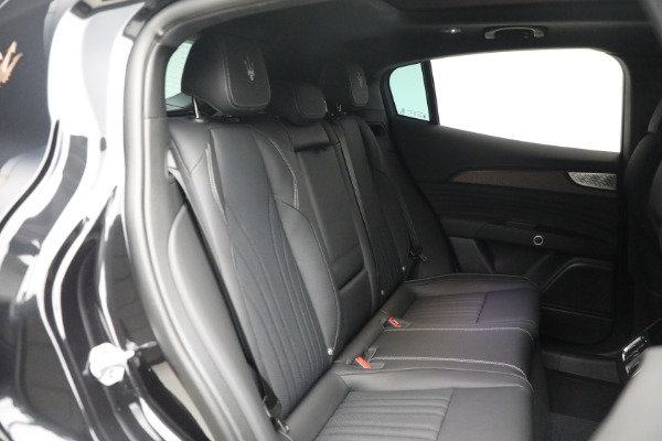 New 2025 Maserati Grecale Folgore for sale $102,900 at Maserati of Greenwich in Greenwich CT 06830 20