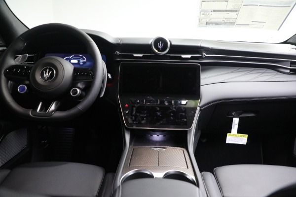 New 2025 Maserati Grecale Folgore for sale $102,900 at Maserati of Greenwich in Greenwich CT 06830 21