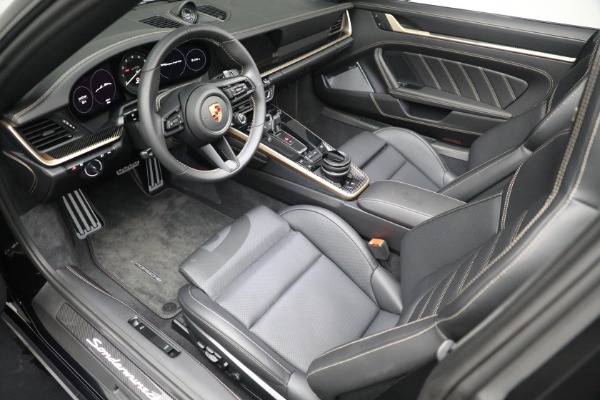 Used 2024 Porsche 911 Targa 4 GTS for sale Sold at Maserati of Greenwich in Greenwich CT 06830 19