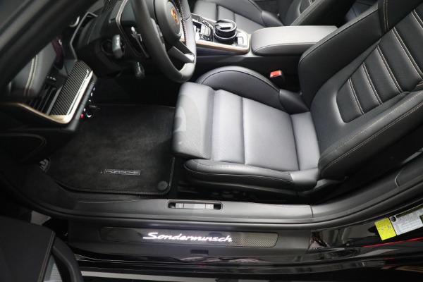 Used 2024 Porsche 911 Targa 4 GTS for sale Sold at Maserati of Greenwich in Greenwich CT 06830 21