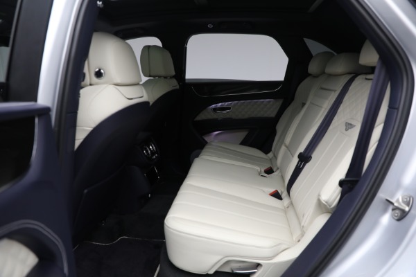 Used 2021 Bentley Bentayga V8 for sale Sold at Maserati of Greenwich in Greenwich CT 06830 18