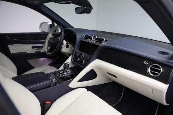 Used 2021 Bentley Bentayga V8 for sale Sold at Maserati of Greenwich in Greenwich CT 06830 21
