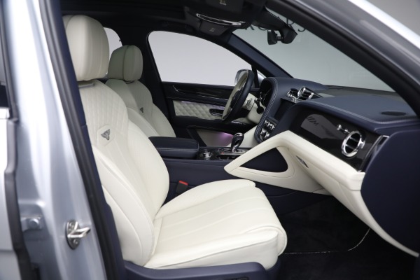 Used 2021 Bentley Bentayga V8 for sale Sold at Maserati of Greenwich in Greenwich CT 06830 22