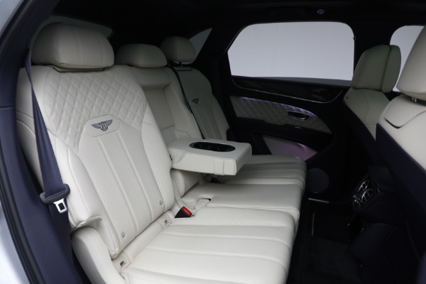 Used 2021 Bentley Bentayga V8 for sale Sold at Maserati of Greenwich in Greenwich CT 06830 26