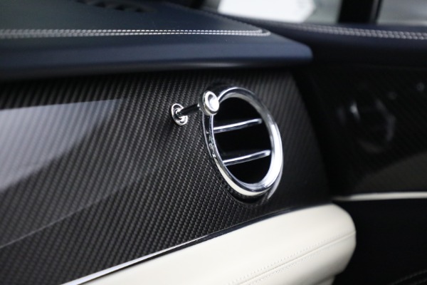 Used 2021 Bentley Bentayga V8 for sale Sold at Maserati of Greenwich in Greenwich CT 06830 27