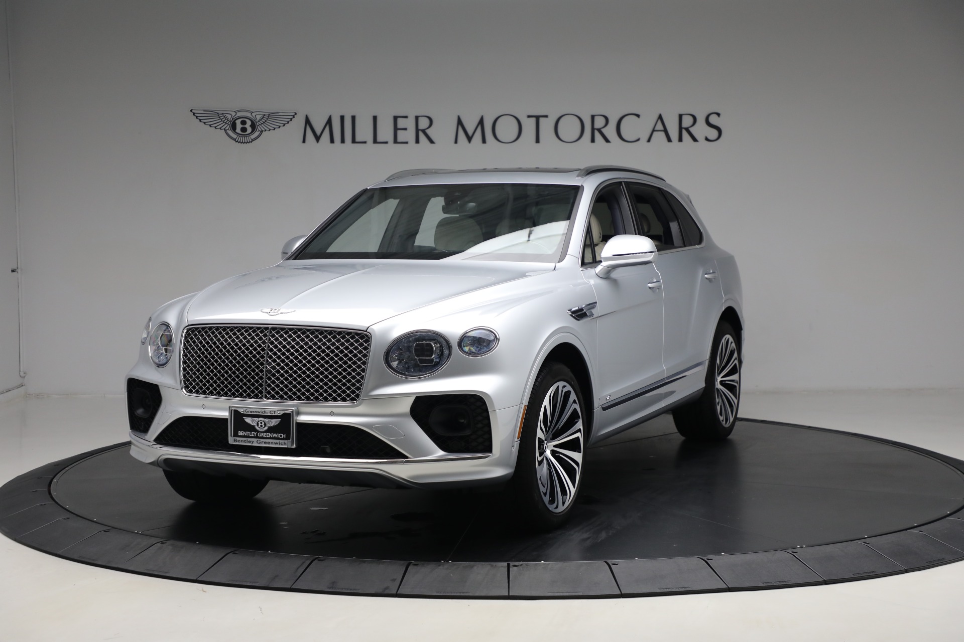 Used 2021 Bentley Bentayga V8 for sale Sold at Maserati of Greenwich in Greenwich CT 06830 1