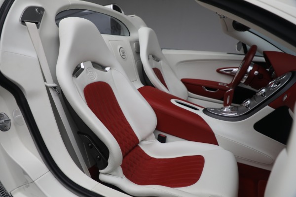 Used 2010 Bugatti Veyron 16.4 Grand Sport for sale Sold at Maserati of Greenwich in Greenwich CT 06830 28