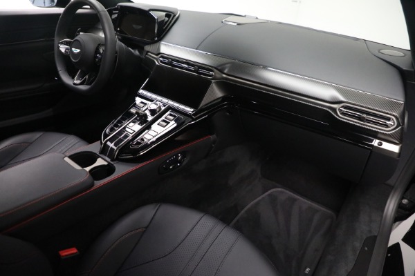 New 2025 Aston Martin Vantage for sale $235,300 at Maserati of Greenwich in Greenwich CT 06830 23