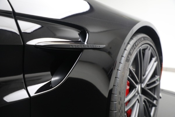 New 2025 Aston Martin Vantage for sale $235,300 at Maserati of Greenwich in Greenwich CT 06830 25